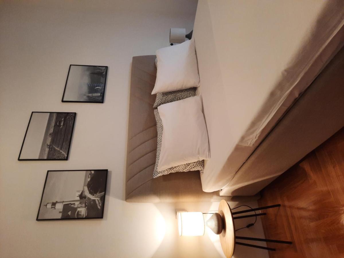 Apartment "Dream&Relax" トレビニエ エクステリア 写真
