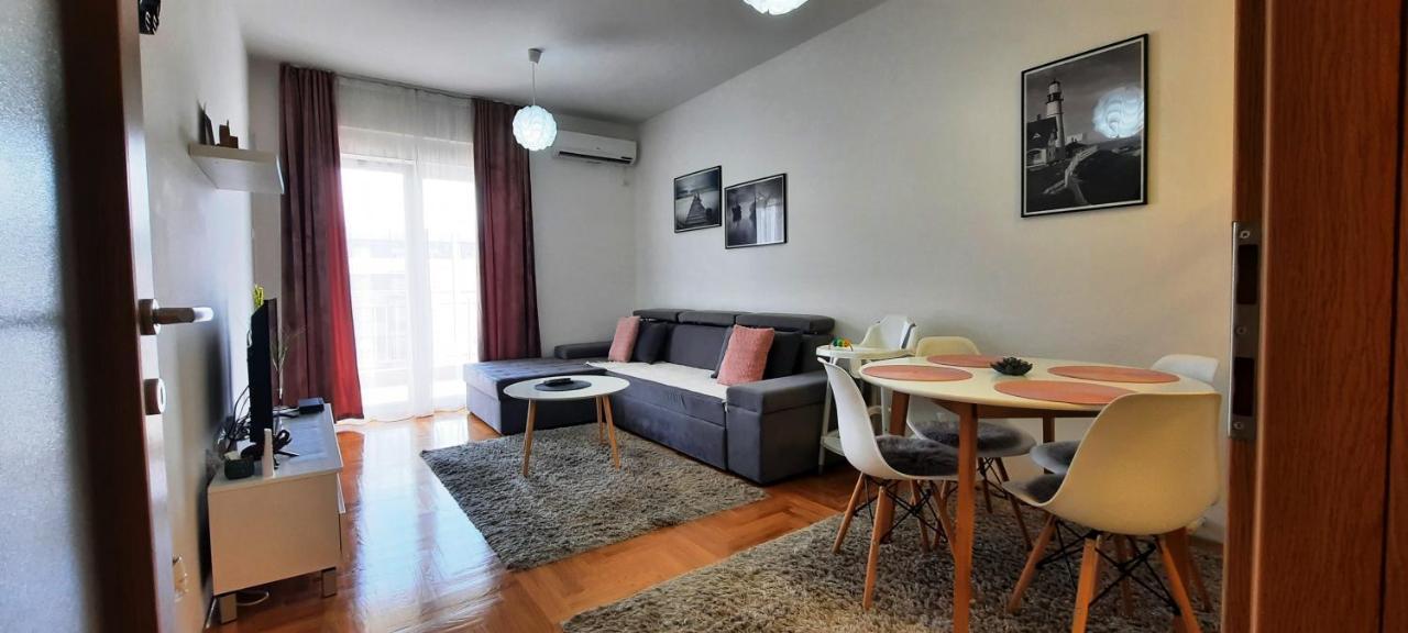 Apartment "Dream&Relax" トレビニエ エクステリア 写真