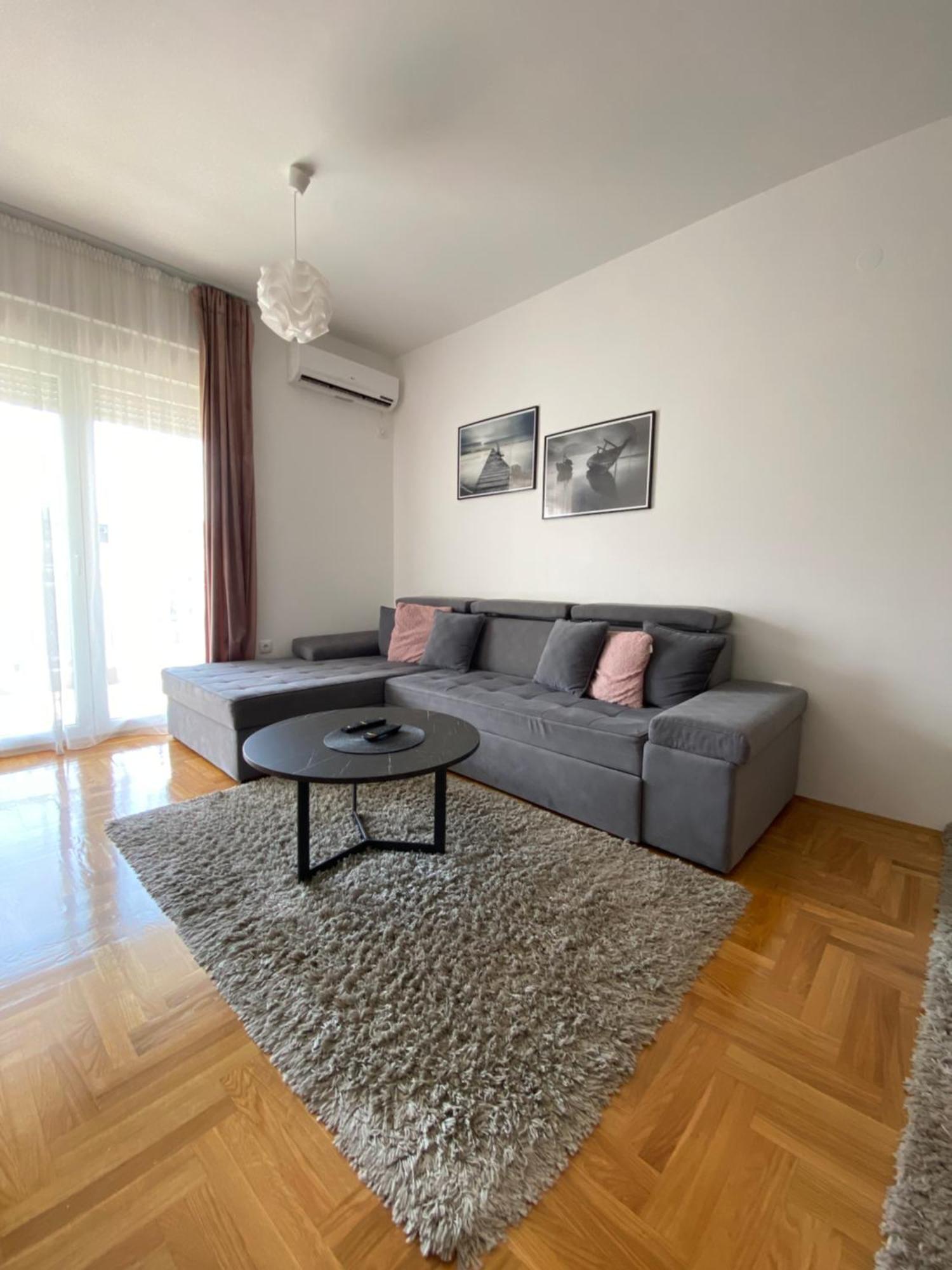 Apartment "Dream&Relax" トレビニエ エクステリア 写真