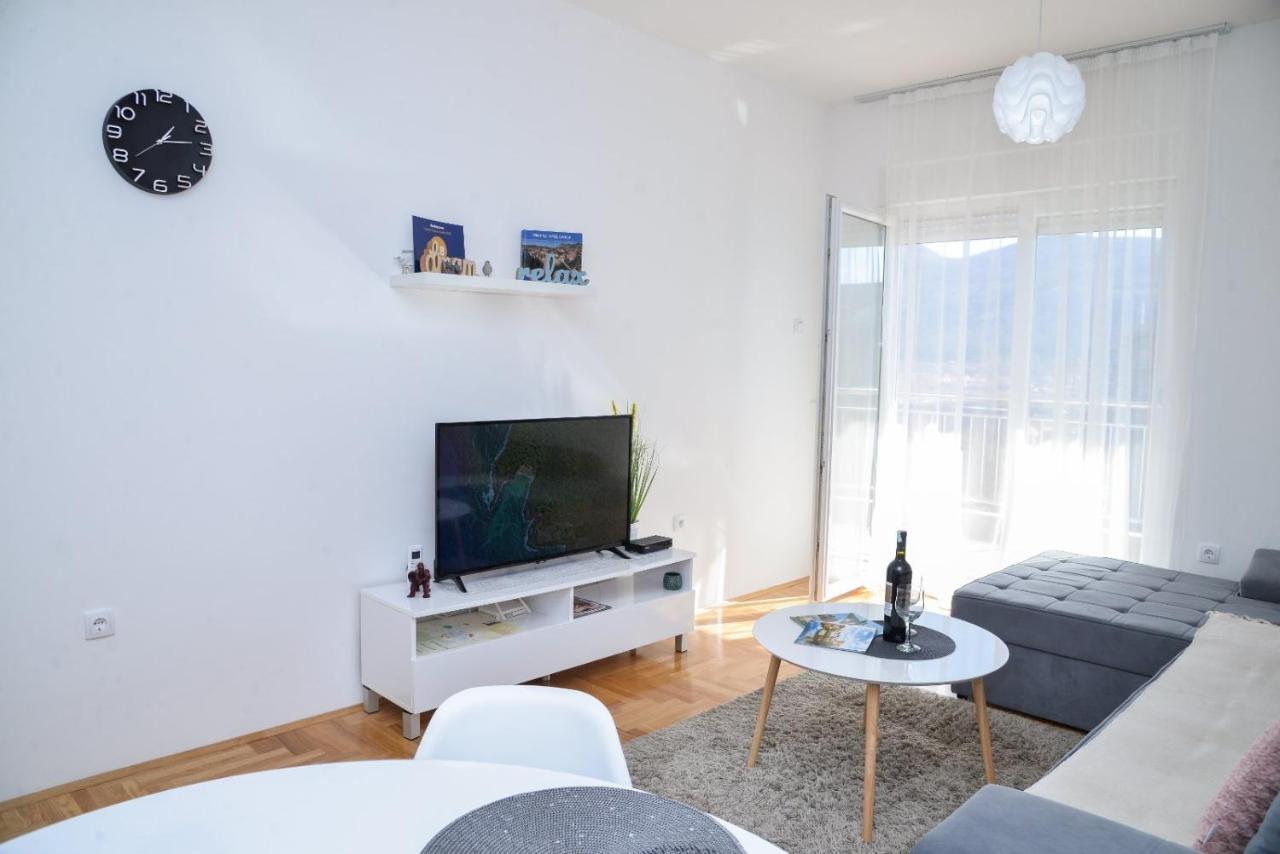 Apartment "Dream&Relax" トレビニエ エクステリア 写真