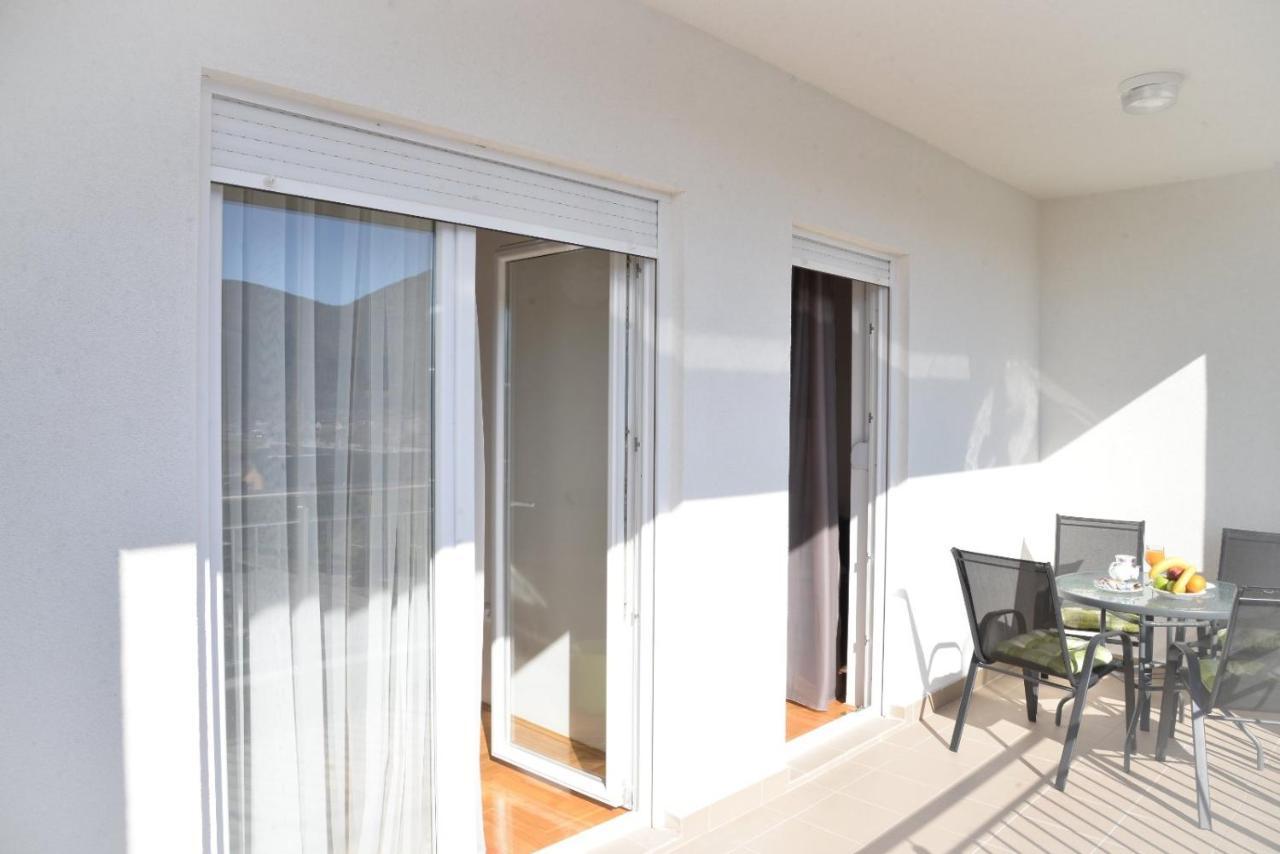 Apartment "Dream&Relax" トレビニエ エクステリア 写真