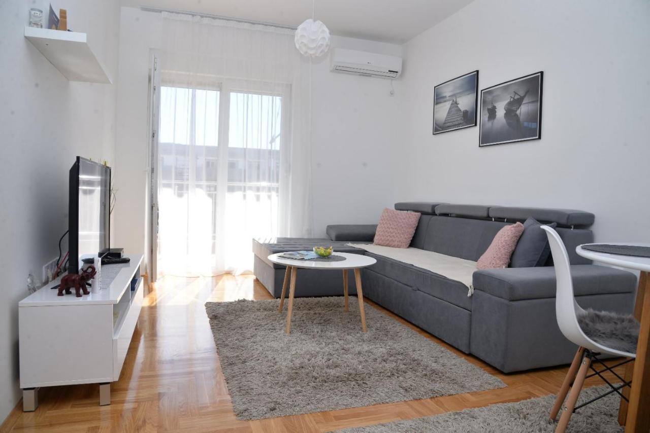Apartment "Dream&Relax" トレビニエ エクステリア 写真